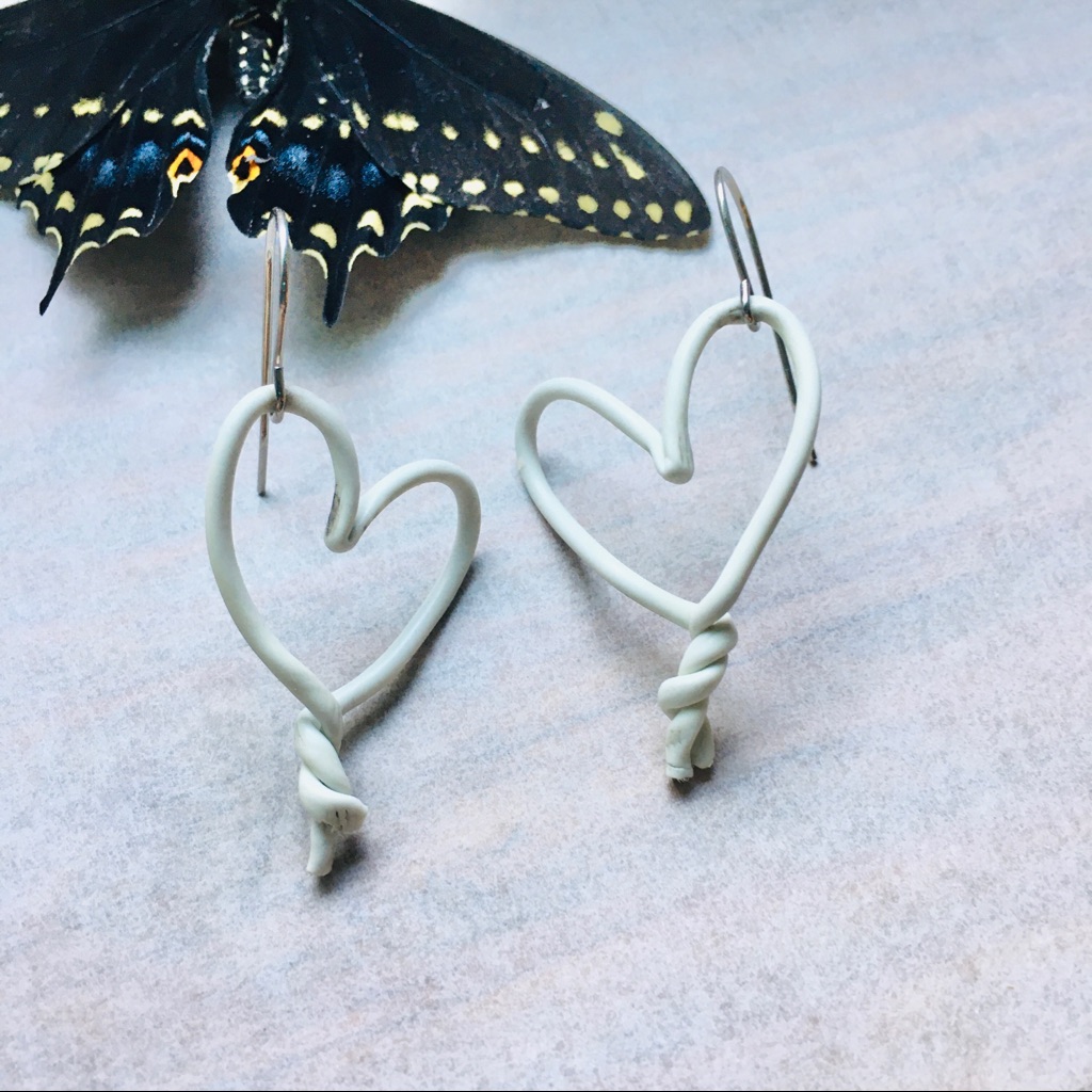 White Heart Outline Pendant Earrings
